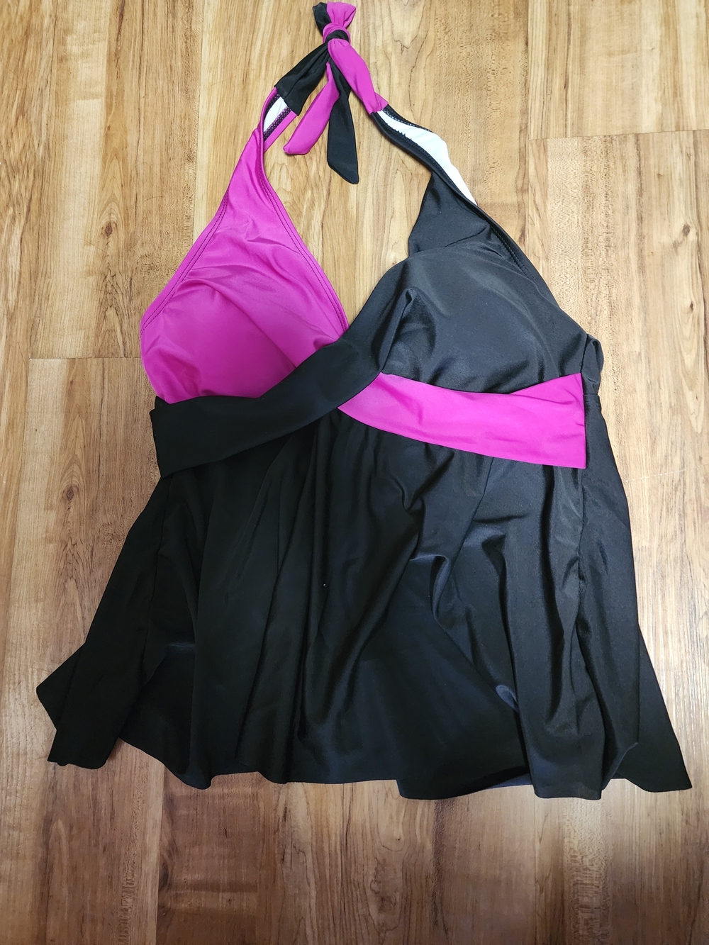 Swimsuits For All Black and Magenta Halter One-Piece Swimdress
